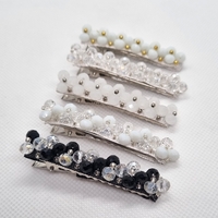 Фиба със стъклени кристали