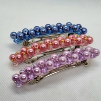 Ръчно изработена шнола със стъклени кристали