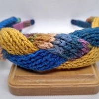 ДЕТСКА ДИАДЕМА ПЛЕТЕНА прежда