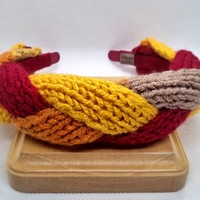 ДЕТСКА ДИАДЕМА ПЛЕТЕНА прежда