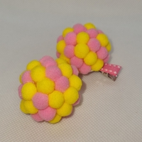 Ръчно изработени помпони на фиба