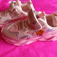 ОБУВКИ  (детски) СВЕТЕЩИ 33№