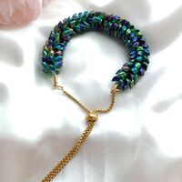 Гривна Kumihimo