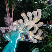 Коледен елен от епоксидна смола – ръчно изработена празнична декорация