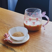 Декоративна кръгла поставка с панделка