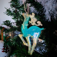 Коледен елен от епоксидна смола – ръчно изработена празнична декорация