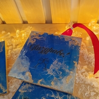 Луксозен комплект дървени поставки за чаша с послание от епоксидна смола – ръчна изработка