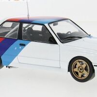 Метална кола BMW M3 E30 1989 WHITE BOX 1:24