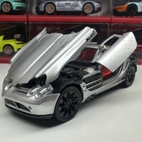 Метална кола с отварящи се врати, светлини и звуци Mercedes SLR McLaren 1:24