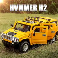 Метален джип с отварящи се врати капаци светлини и звуци Hummer H2 1:18