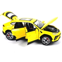 Метална кола с отварящи се врати светлини и звуци Lamborghini Urus 1:24