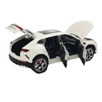 Метална кола с отварящи се врати светлини и звуци Lamborghini Urus 1:24