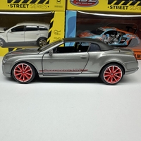 Метална кола с отварящи се врати и капаци MSZ BENTLEY CONTINENTAL SUPERSPORTS ISR 1:24