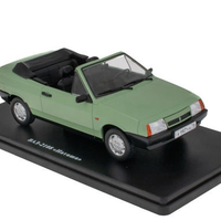 Метална кола VAZ-2108 Natasha Lada Hachette 1:24