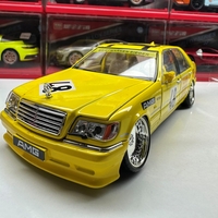 Метална кола с отварящи се врати, светлини и звуци Mercedes-Benz S-Class W140 320 SEL 1:24