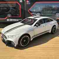 Метална кола с отварящи се врати, капаци, светлини и звуци Mercedes-AMG GT63 S 1:24