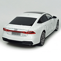 Метална кола с отварящи се врати светлини и звуци Audi A7 1:24