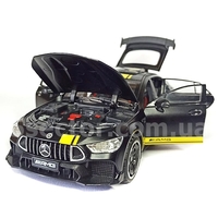 Метална кола с отварящи се врати, капаци, светлини и звуци Mercedes-AMG GT63 S 1:24