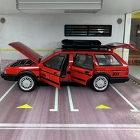 Метална кола с отварящи се врати светлини и звуци Volkswagen Santana / Passat B2 / 1:32