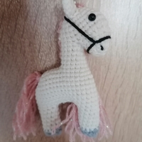 Конче ключодържател бяло