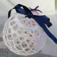 Коледна топка бяла