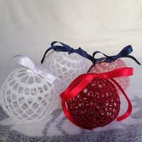 Коледна топка бяла