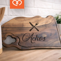 Лого върху дървена орехова дъска – Персонализирано плато  за подарък или бизнес