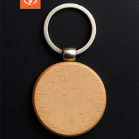 Ключодържател с лого – дървен персонализиран подарък