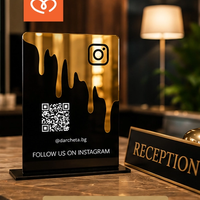 Персонализирана QR табела за Instagram, TikTok и Google Reviews от огледален плексиглас