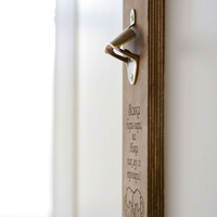 Дървена Отварачка за Стена с Забавен Надпис и Име | Всяка Бира-Гира