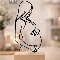 Подарък за гинеколог – дървена статуетка за благодарност с име