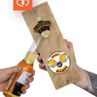 Подарък за мъж „Вечно жаден“ – отварачка за бира за стена, оригинален подарък за фен на бирата