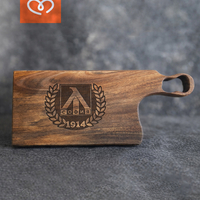 Дъска Левски лого, Дъска за мезета, Орехова дъска за подарък, Дървена дъска с лого подарък за футболен фен на Левски