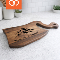 Подарък за планинар „Ти си върхът“ –Оорехова дъска за мезета с надпис