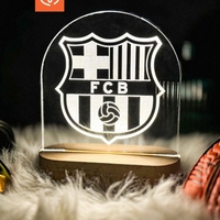 Лампа с логото на ФК Барселона – подарък за футболен фен
