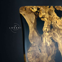 Дизайнерска маса от масивно зехтиново дърво с епоксидна смола и черен пигмент – LogeniWood