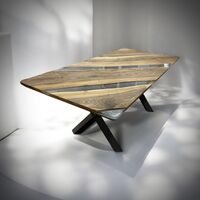 Ръчно изработена маса от масивно дърво с фюме-сребрист морски ефект и прозрачен епоксиден слой