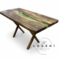 Дизайнерска маса от масивно дърво с епоксидна смола – Green River | LogeniWood