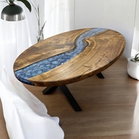 Елипсовидна дървена маса с епоксидна смола и син пигмент – ръчна изработка LogeniWood