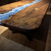 Ръчно изработена маса от масивно дърво с епоксиден морски ефект– LogeniWood (Custom Made)