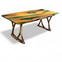 Ръчно изработена маса от масивно дърво и епоксидна смола – Зелен речен ефект