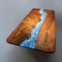 Ръчно изработена маса от масивно дърво с епоксиден морски ефект– LogeniWood (Custom Made)