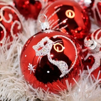 Стъклена коледна играчка 6см