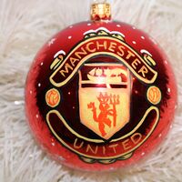 Стъклена коледна играчка с любим футболен отбор