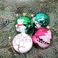 Стъклена коледна играчка 6см