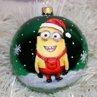 Стъклена коледна играчка - Миньон