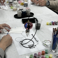 Работилница за рисуване на стъклени играчки