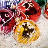 Стъклена коледна играчка 6см