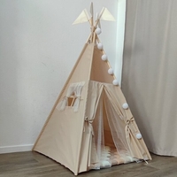 Едноцветна палатка в бежово за момиче с килимче на квадратчета - 