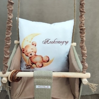 Бебешка люлка с принт на картинка - Мече върху луна в кафяво